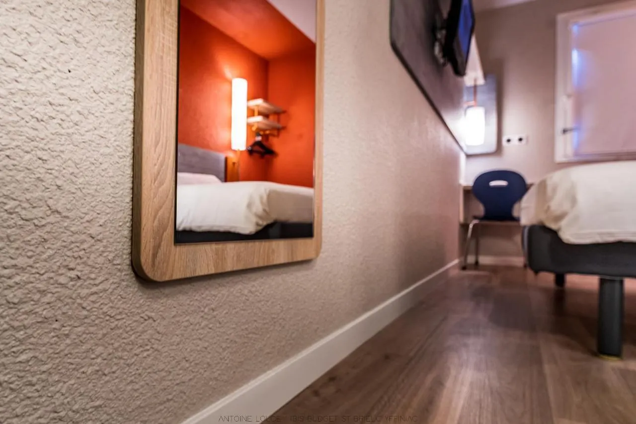 Ibis Budget Saint-Brieuc Yffiniac 2*,  France